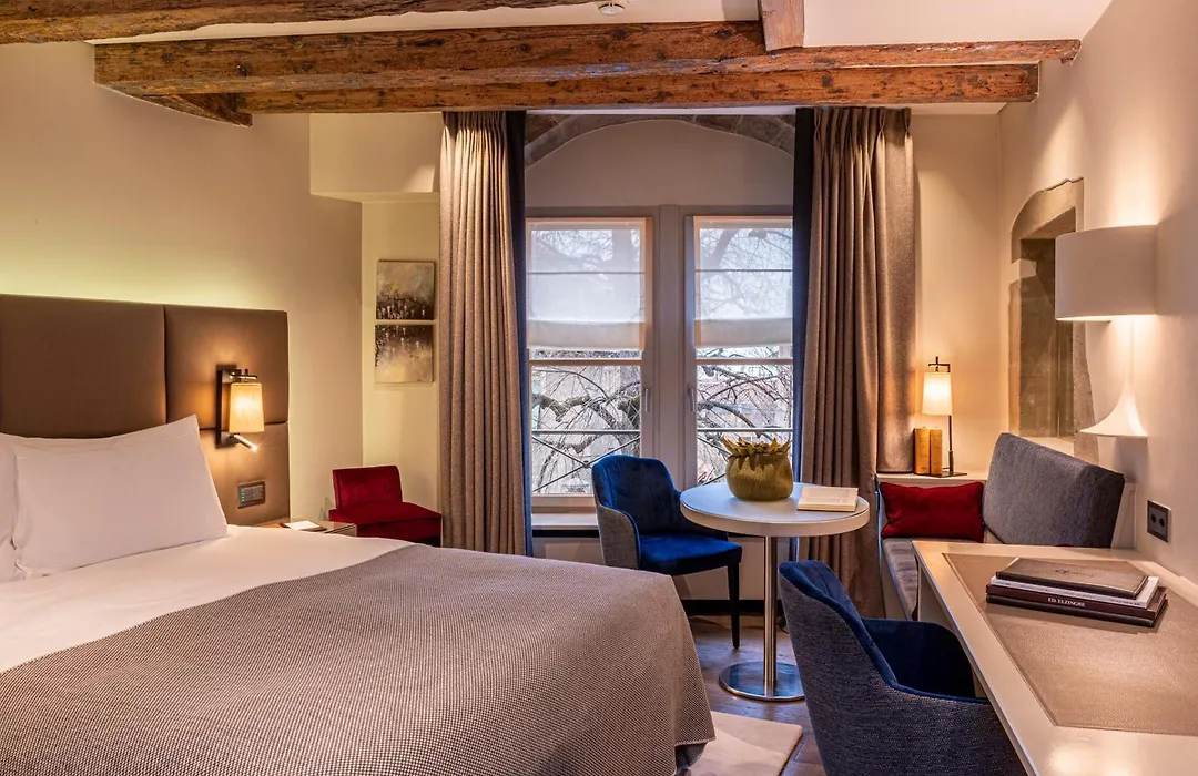 Hotel Les Armures-1